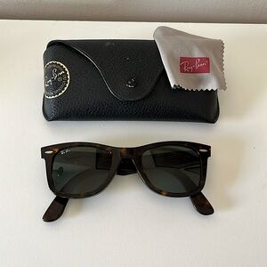 Ray-Ban Wayfarer sunglasses